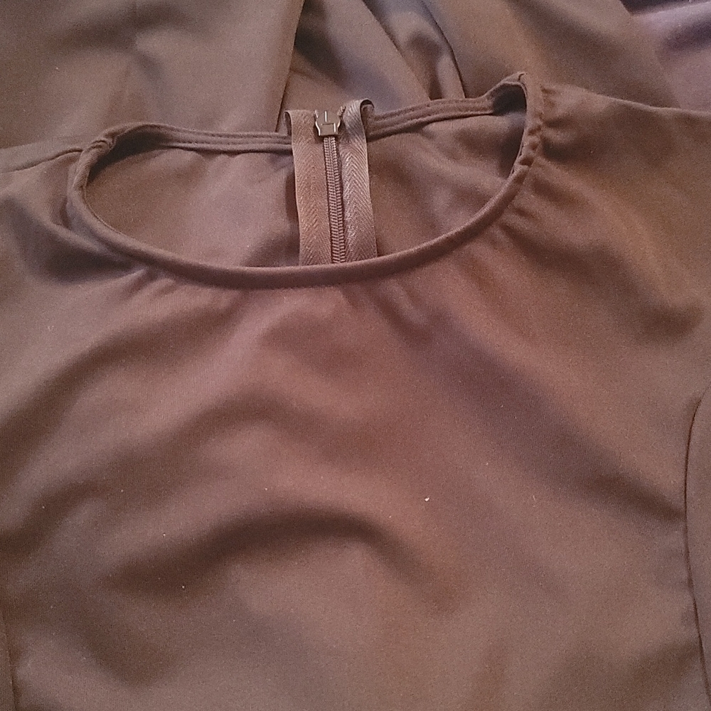 Dress - Picture 3 of 4